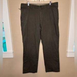 Columbia Men’s Regular Fit Flat Front Pants Size 38x30 Gray